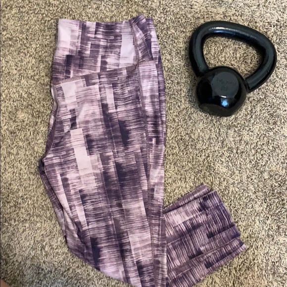 Nike Pants - Nike Capri Workout Leggings
